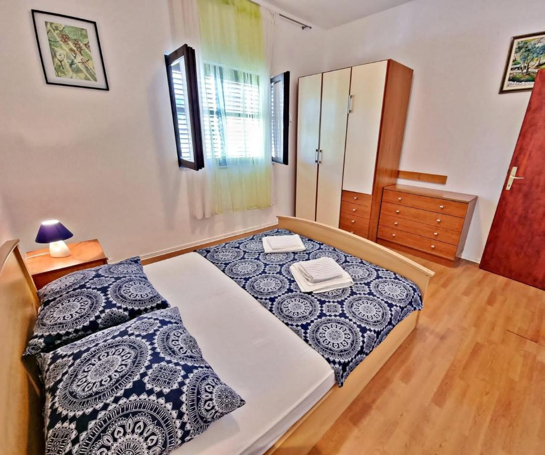 Apartman Irena With Terase End Private Parking Donji Okrug  Esterno foto